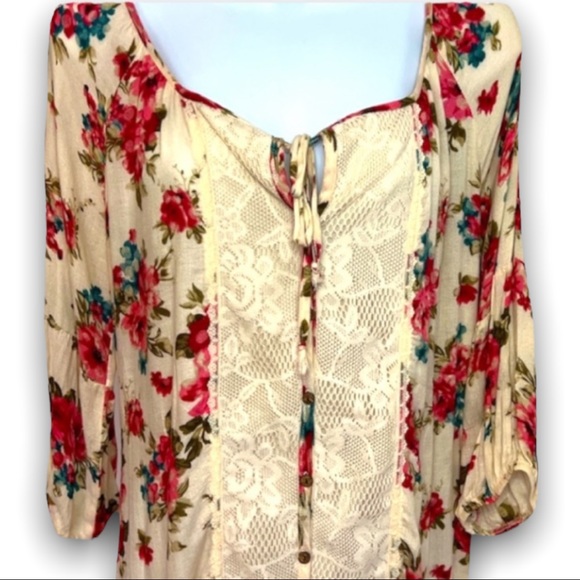 FANG Tops - Dolled Up by FANG Pink and Blue Floral Cream Top with Lace Size Large
